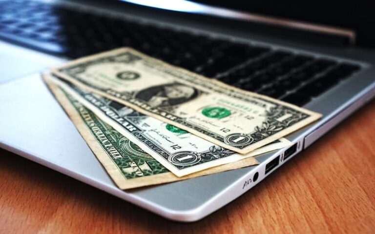 6 Ideas on How To Make Money Surfing The Internet